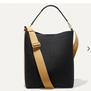 Rothy's The Bucket Bag Ink And Ivory Purse Women's NEW with Tags, bags a…